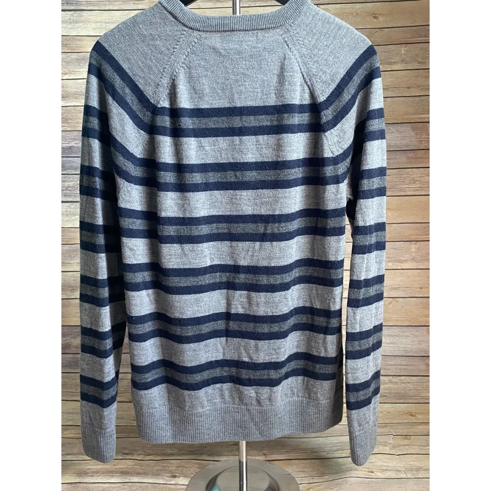 Banana Republic Mens Large 100% Merino Wool Striped Crewneck Sweater Grey Navy